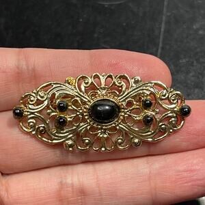 Gold Tone Black Cabochon Bar Brooch Unsigned 2" Vtg